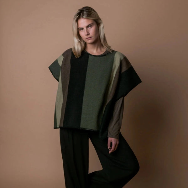 long poncho vert en laine